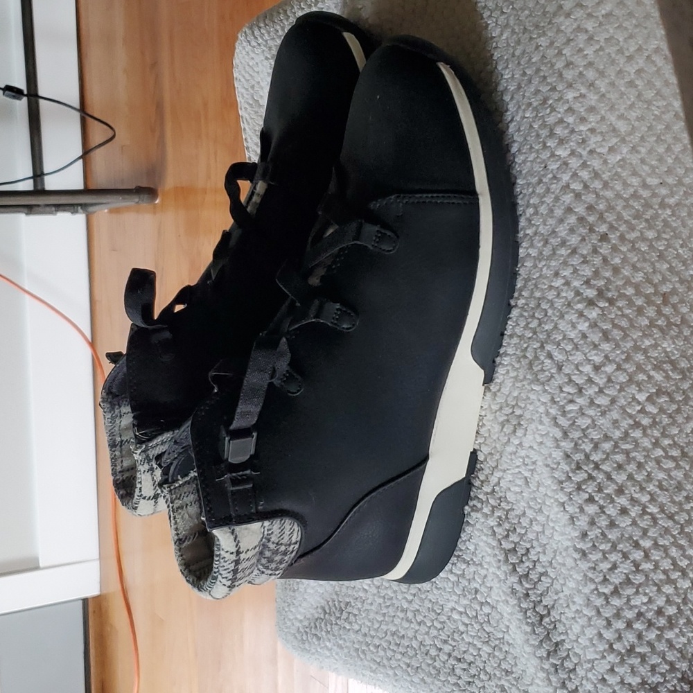 Life stride highland sport boot 9 1/2 w